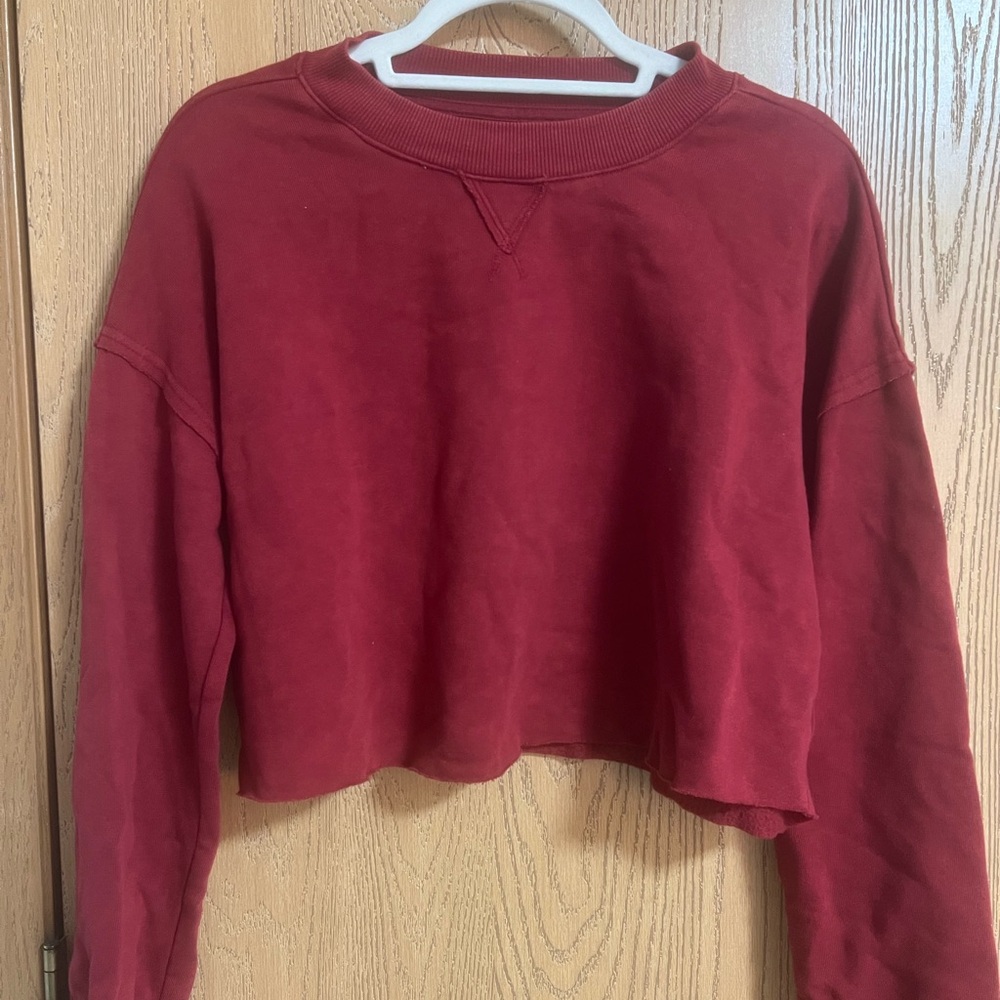 Cropped Cewneck